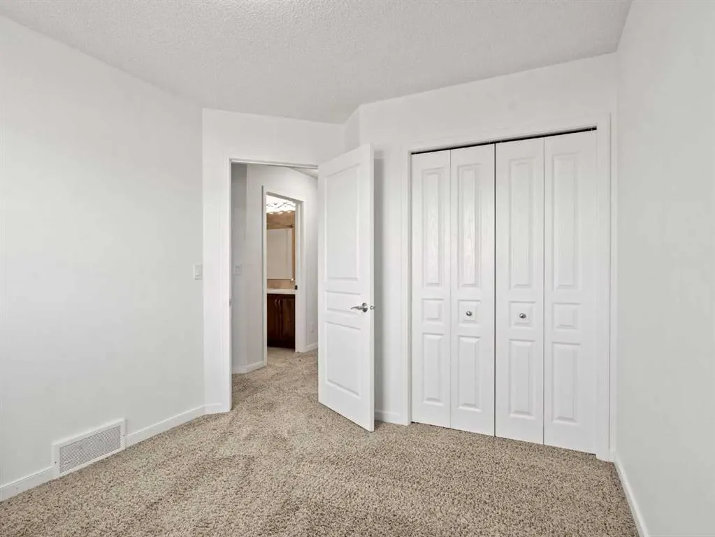 1322 New Brighton Park SE
