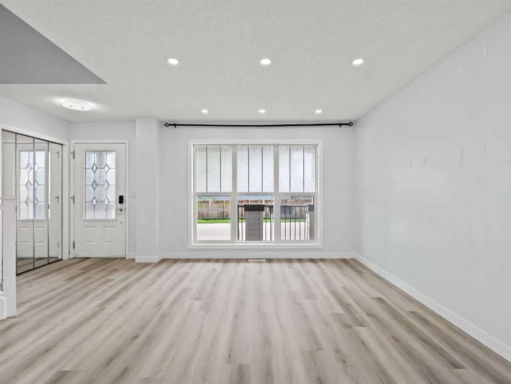 1322 New Brighton Park SE