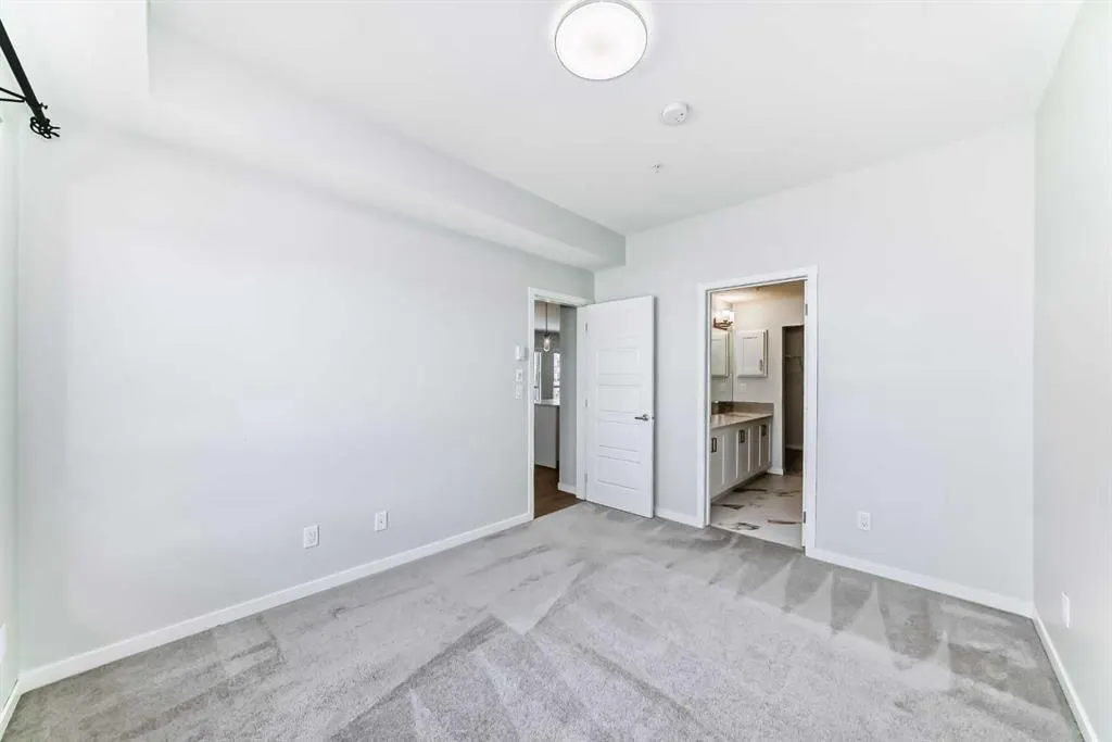 220 Seton Grove SE, #2304