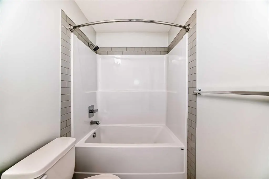 220 Seton Grove SE, #2304