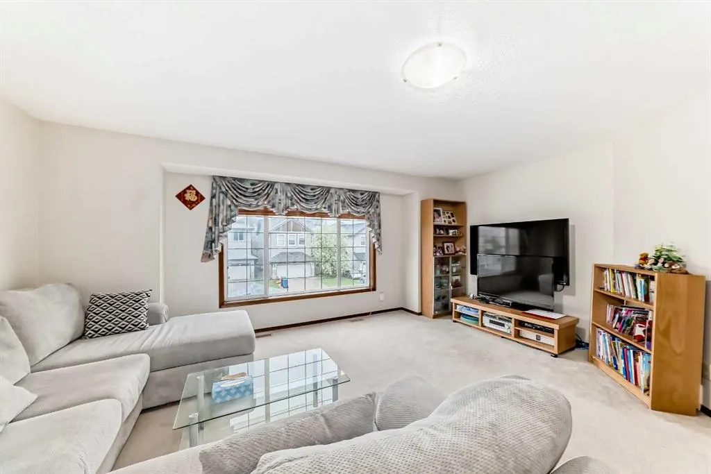 137 Pantego Road NW