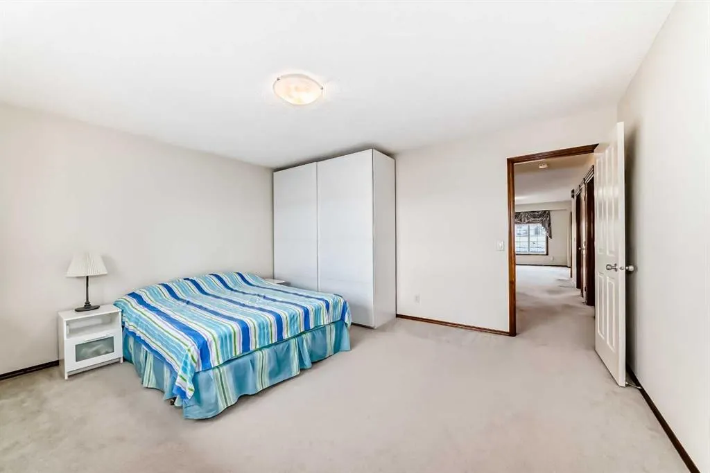 137 Pantego Road NW