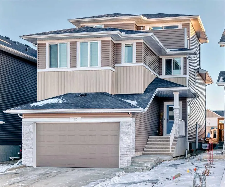 116 Ambleside Crescent NW
