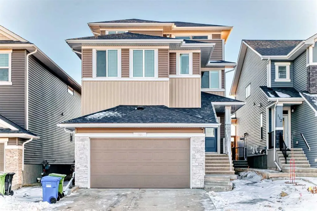 116 Ambleside Crescent NW