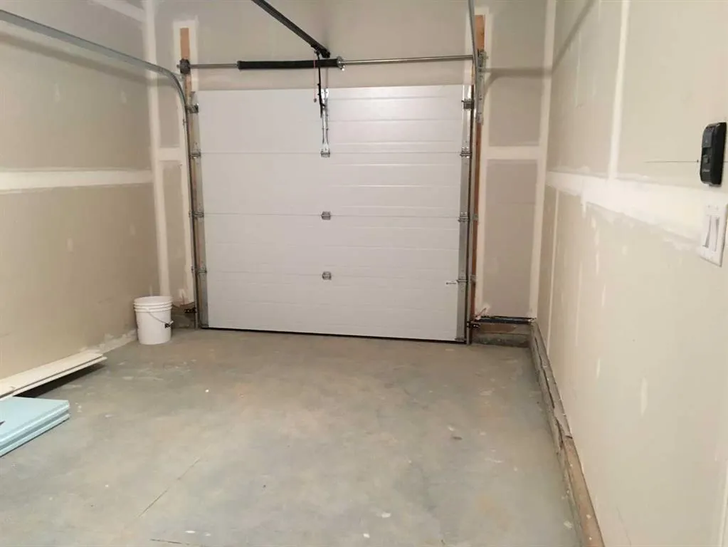 61 Maclean Close