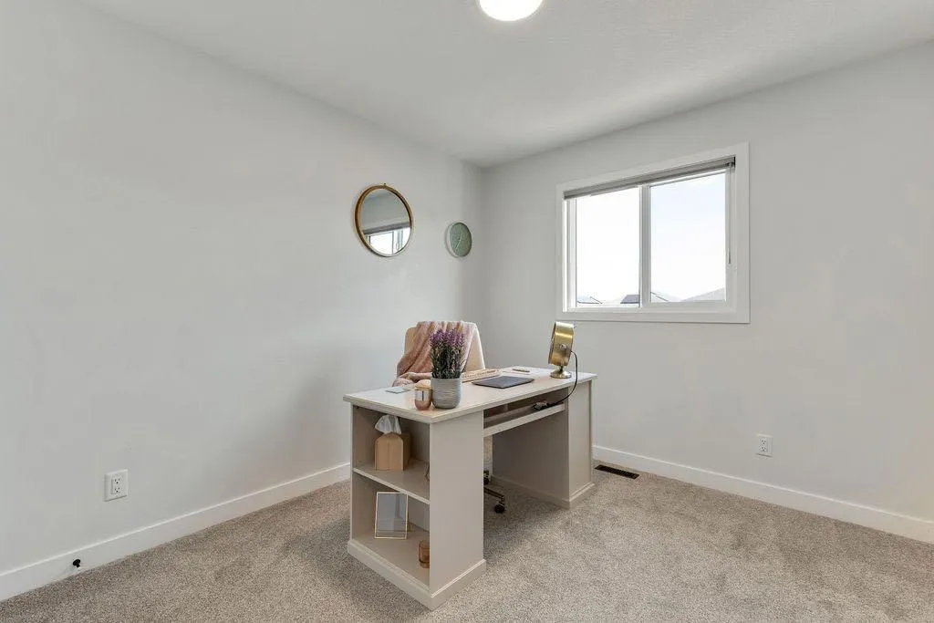 30 Amblehurst Way NW