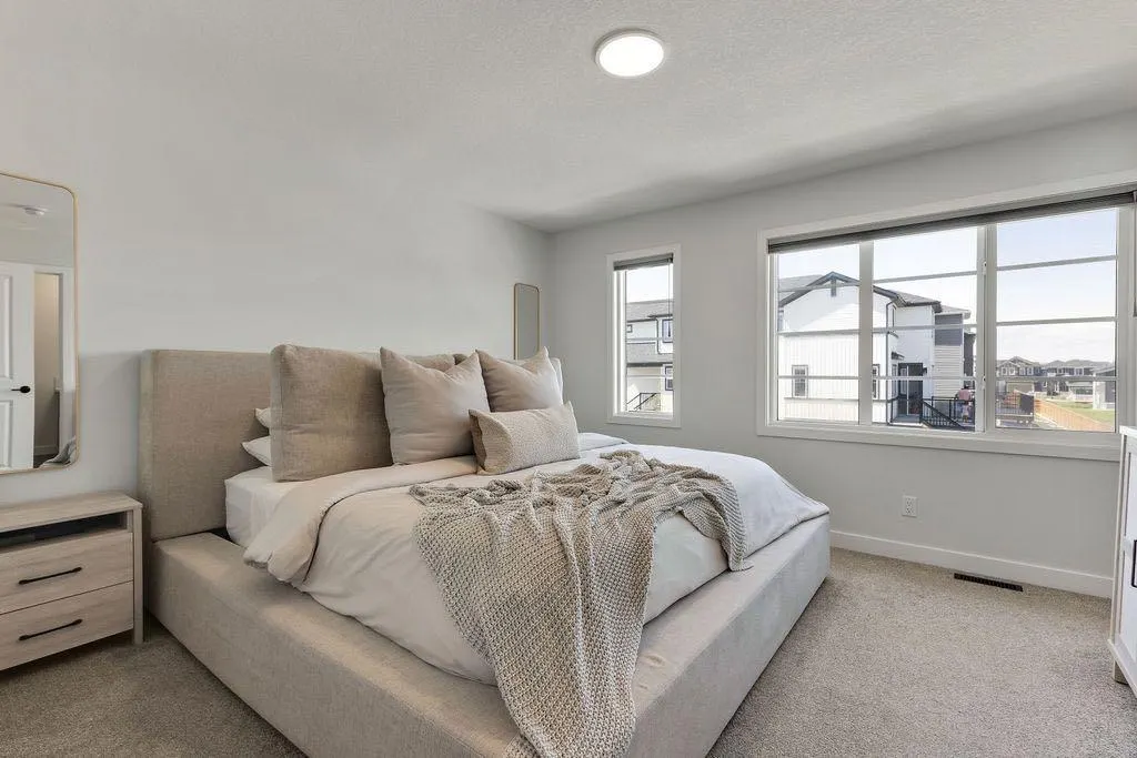 30 Amblehurst Way NW