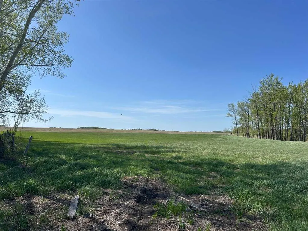 TWP Rd 352 RR 271