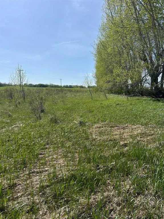 TWP Rd 352 RR 271