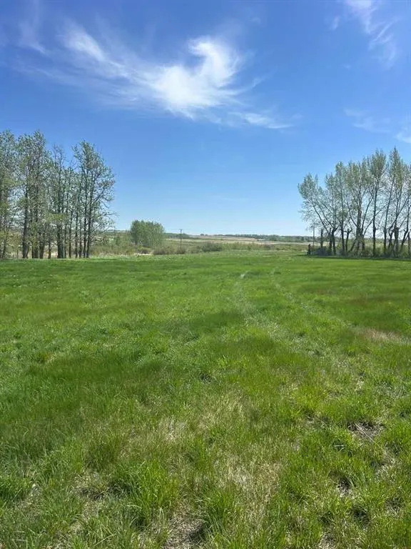 TWP Rd 352 RR 271