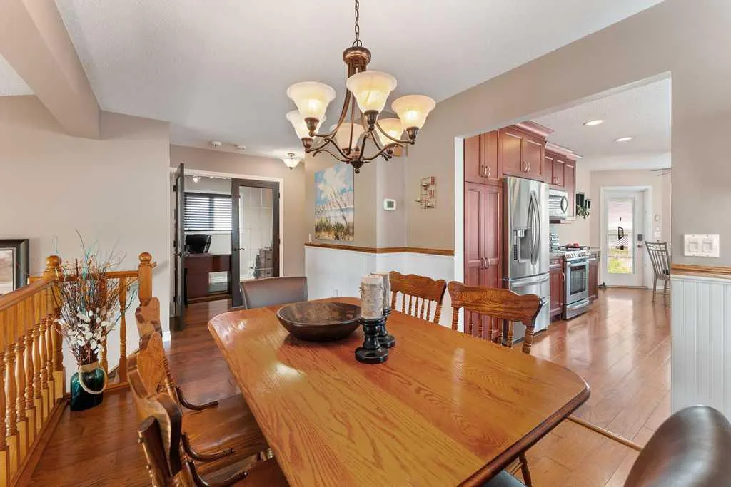 10 Hunters Gate