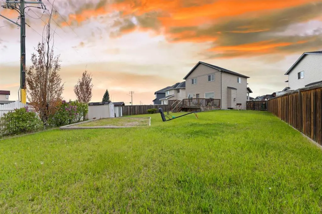 133 Saddlefield Place NE