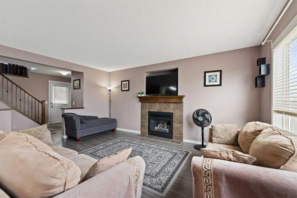 133 Saddlefield Place NE