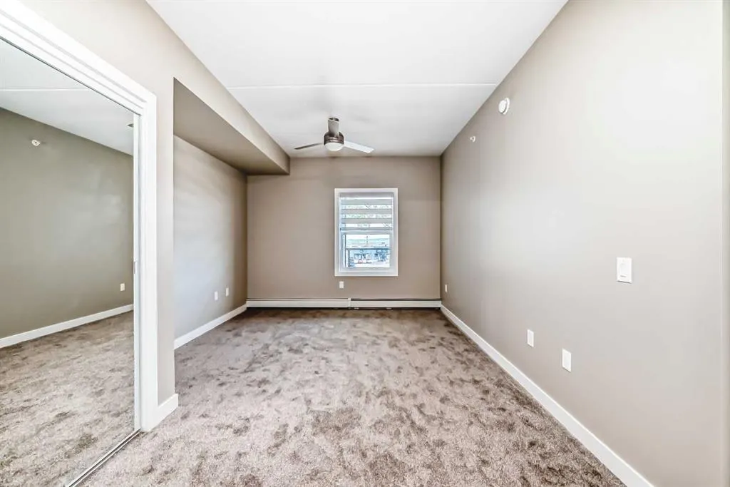 404 1 Avenue SE, #206