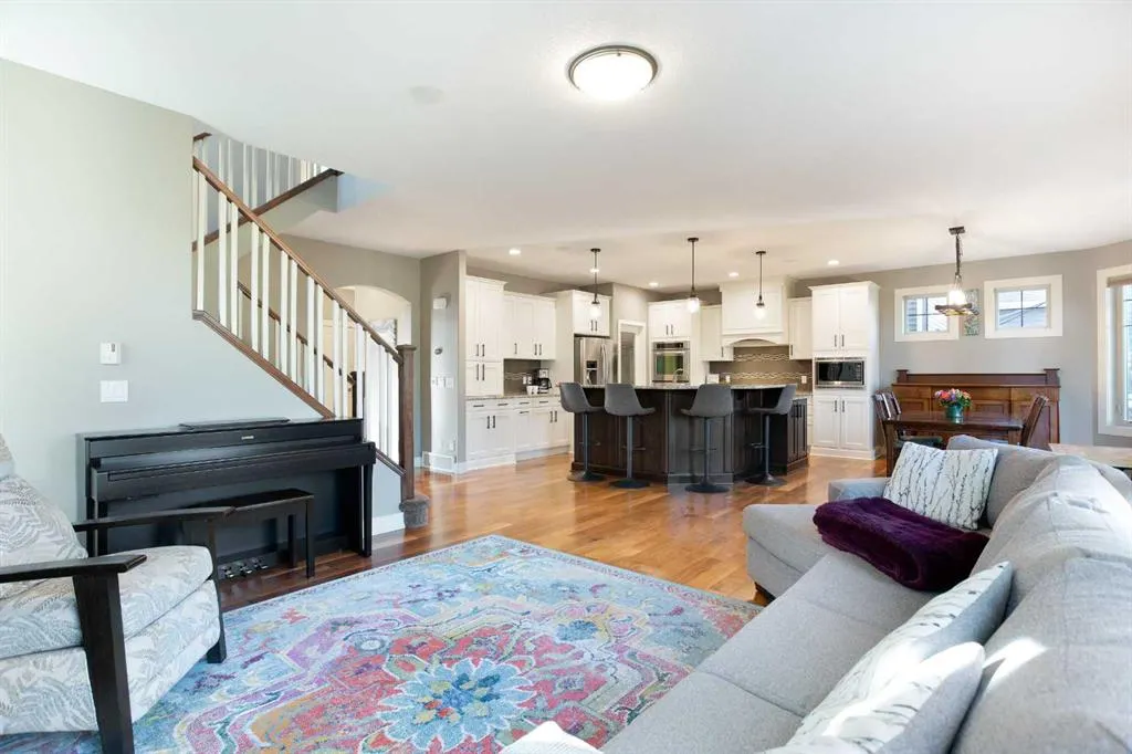 102 Cooperstown Lane SW