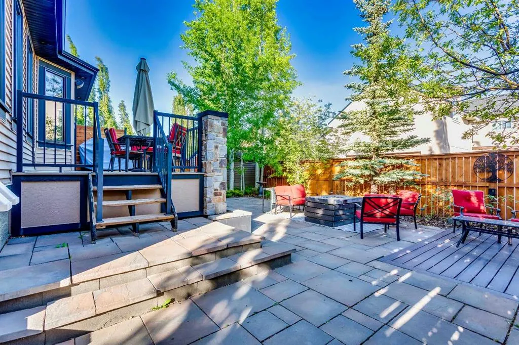 102 Cooperstown Lane SW
