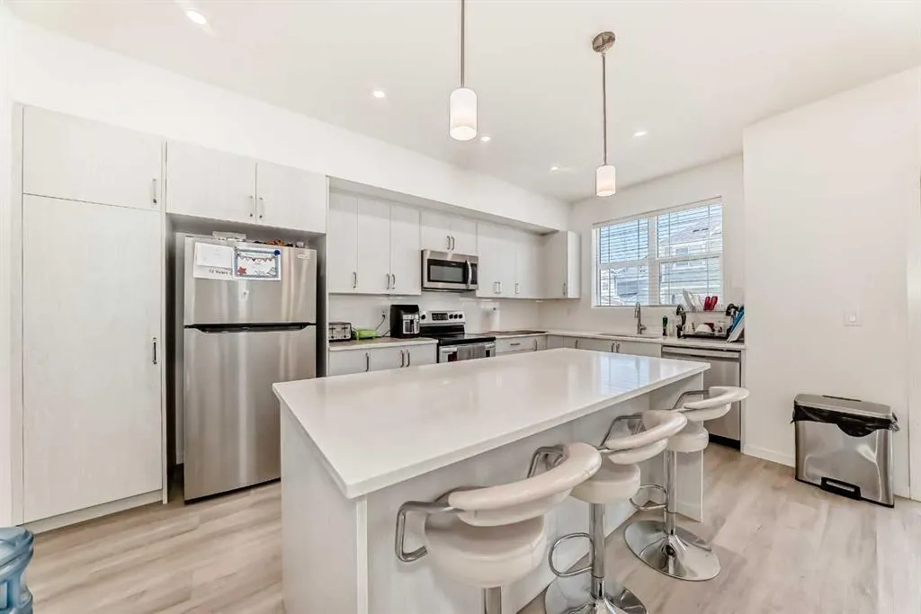 614 Copperstone Manor SE