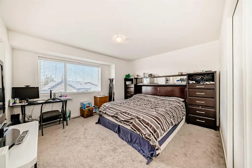 614 Copperstone Manor SE