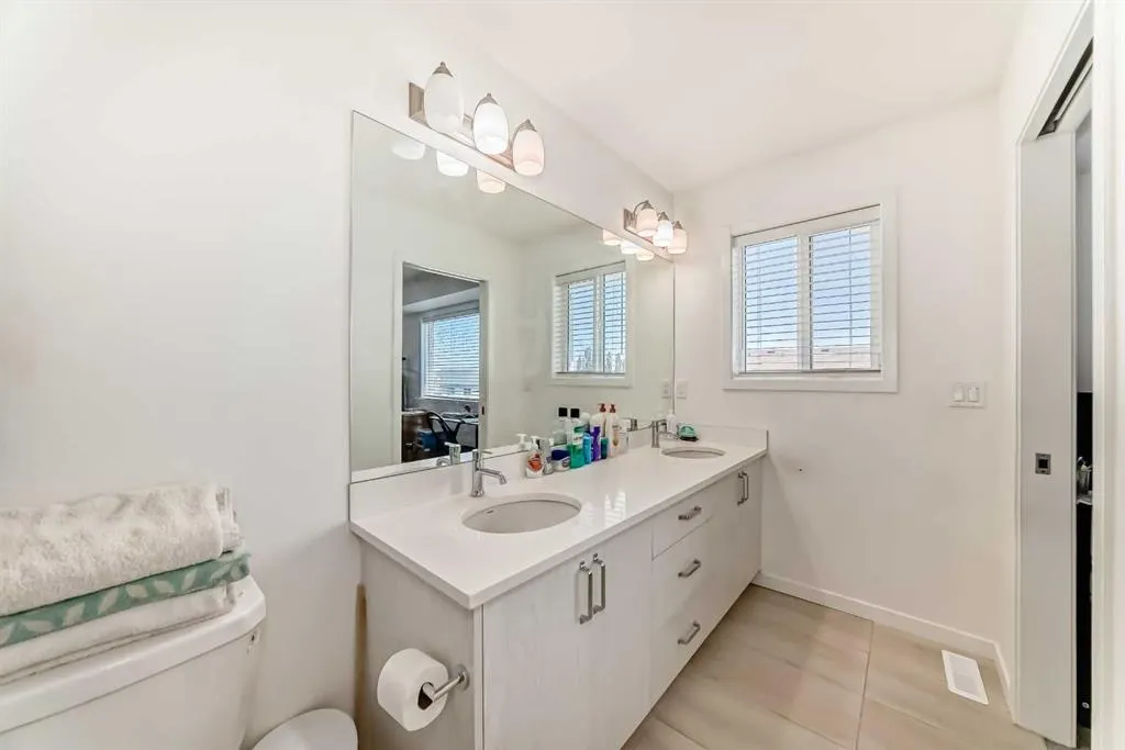 614 Copperstone Manor SE