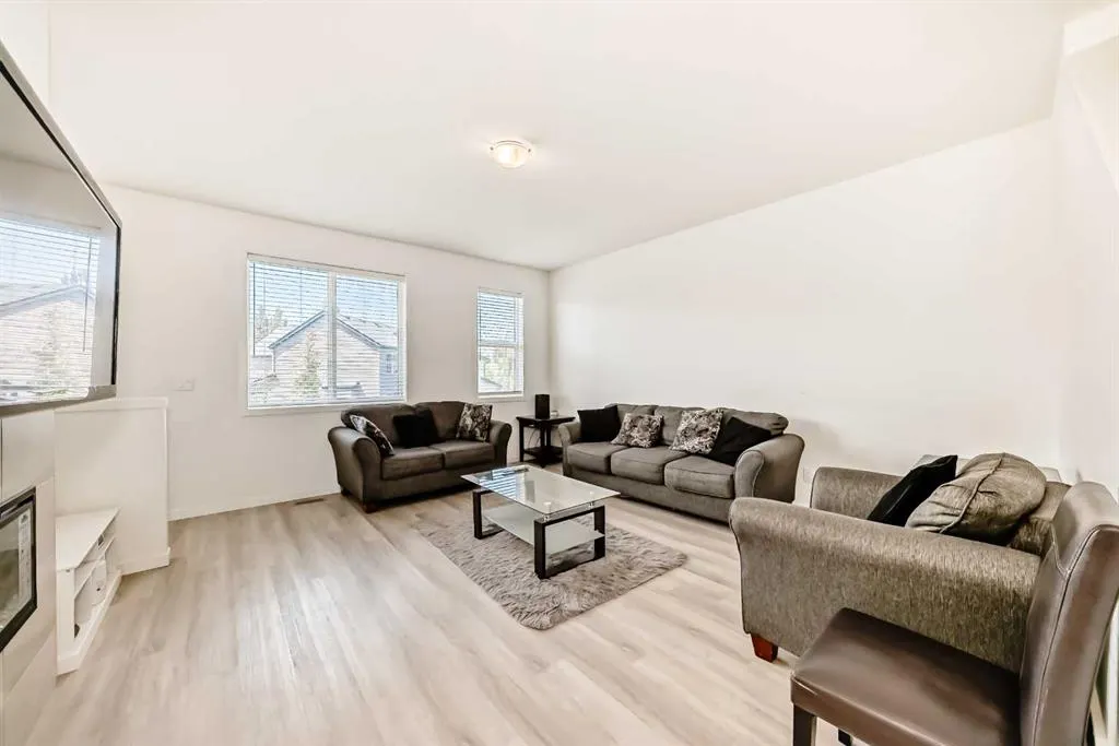 614 Copperstone Manor SE