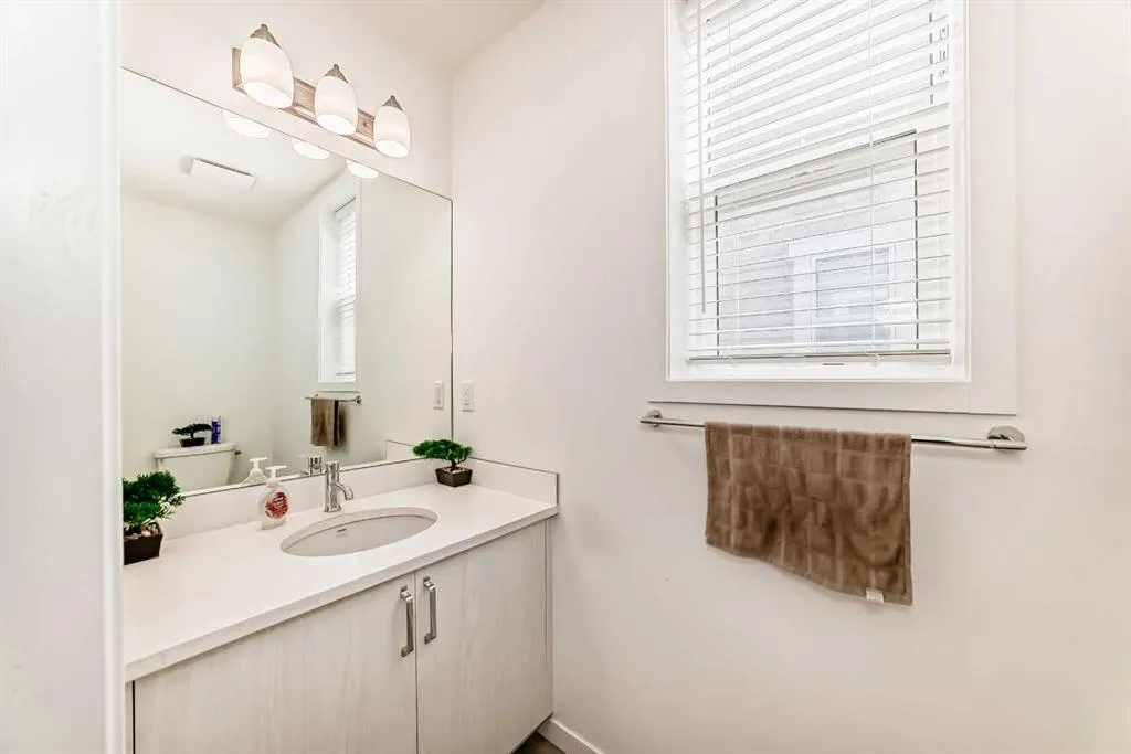 614 Copperstone Manor SE