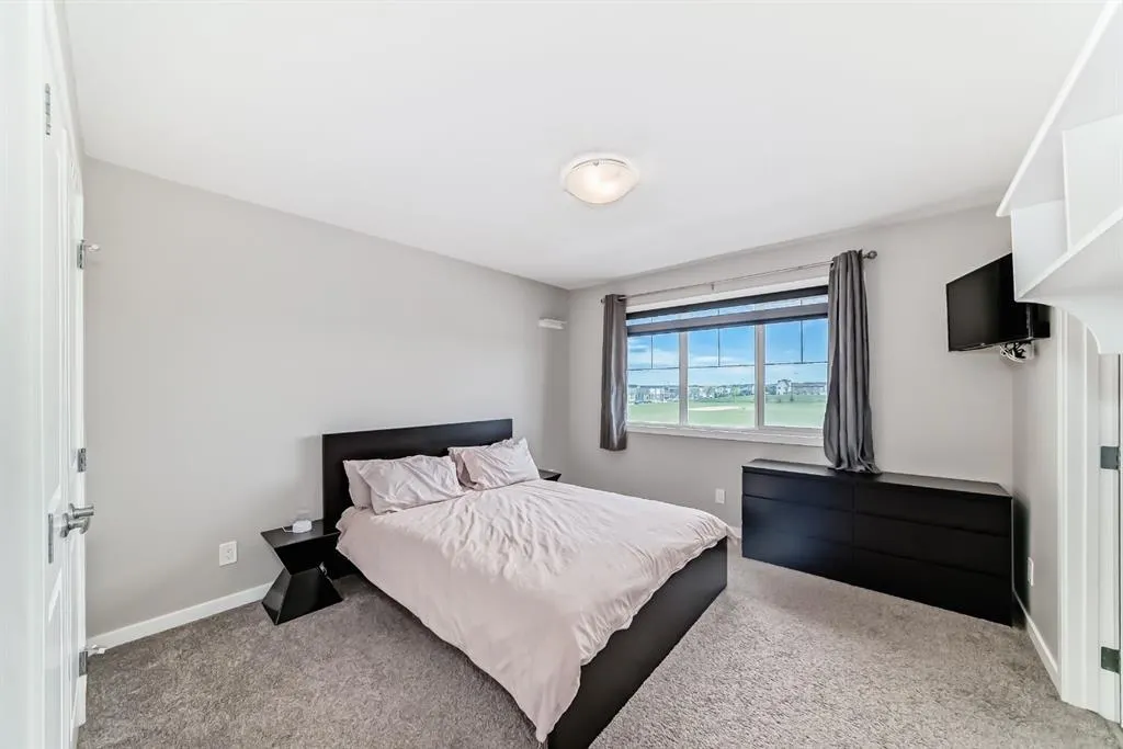 50 cornerbrook Manor NE