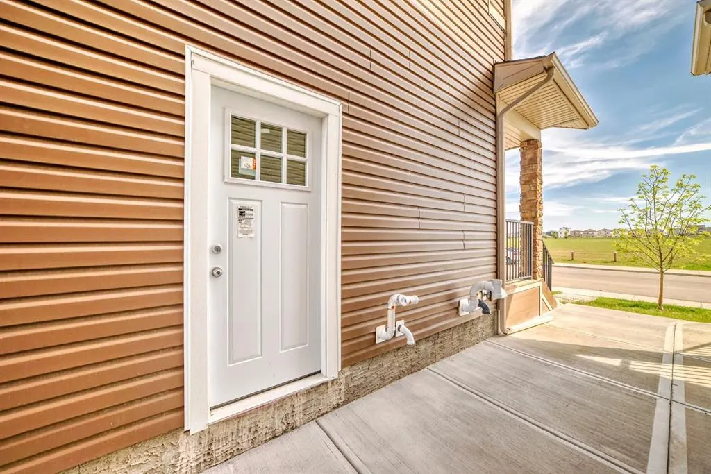 50 cornerbrook Manor NE