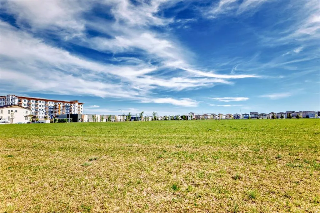 50 cornerbrook Manor NE