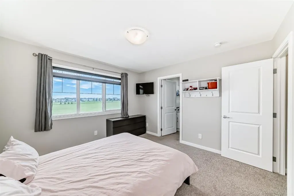 50 cornerbrook Manor NE