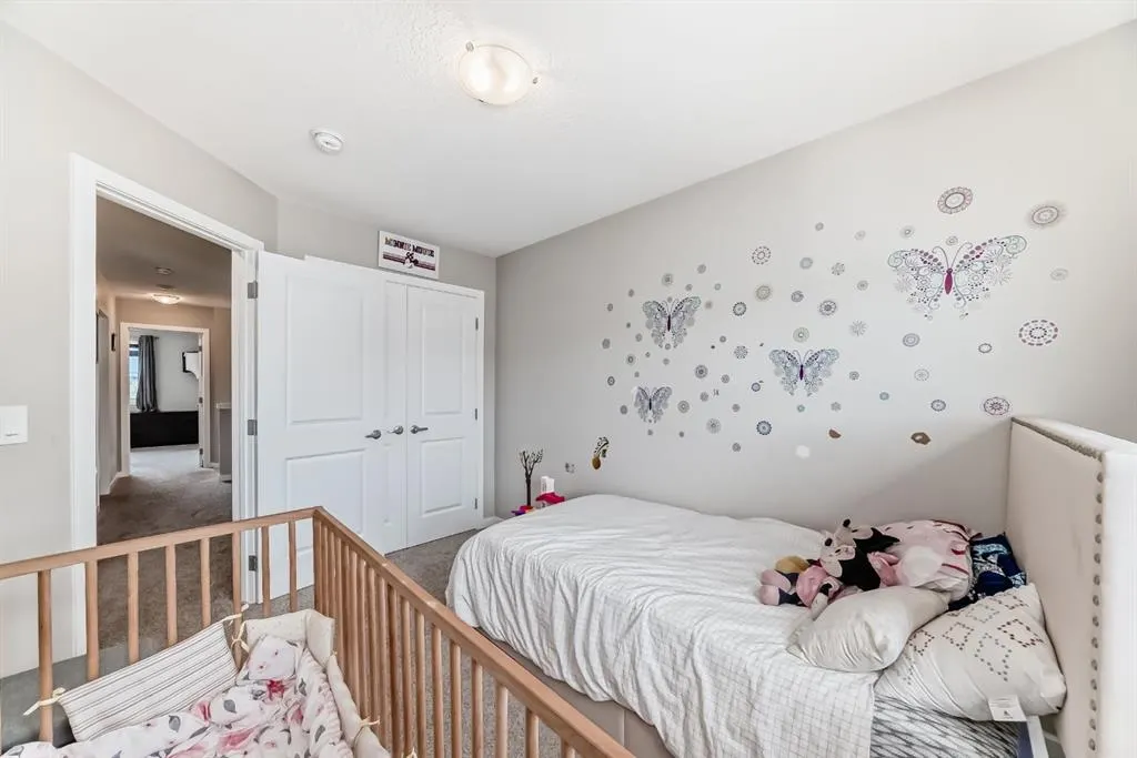 50 cornerbrook Manor NE