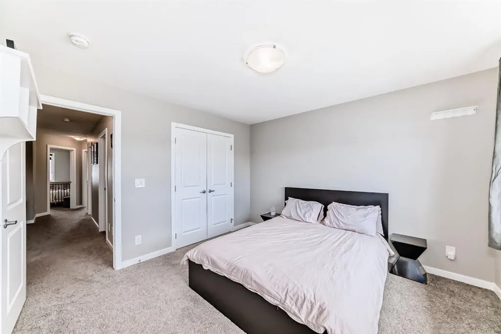 50 cornerbrook Manor NE
