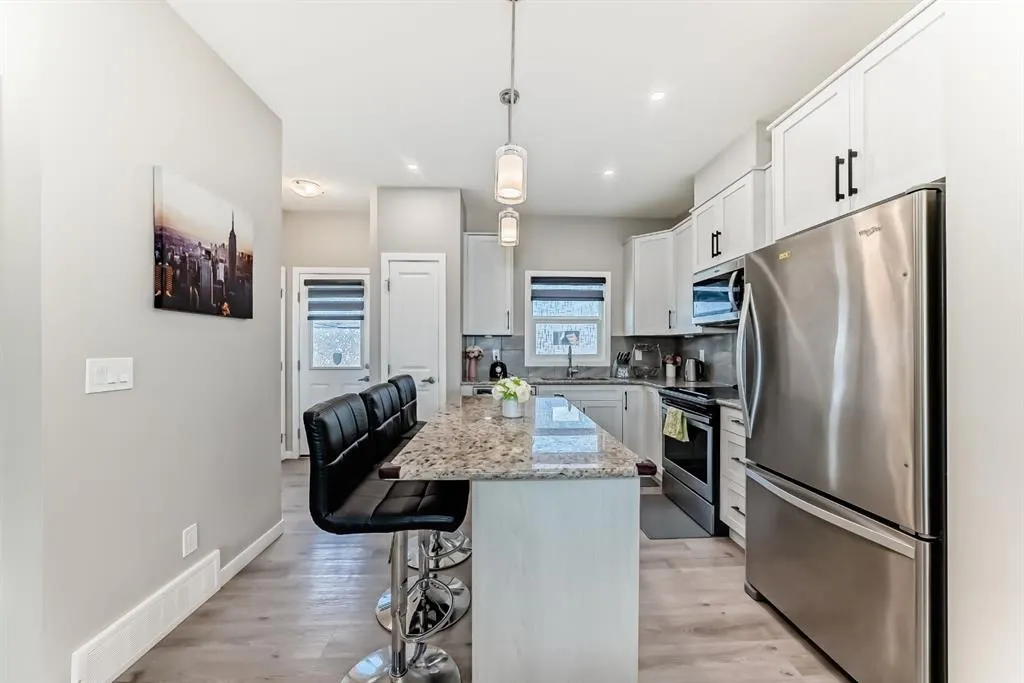 50 cornerbrook Manor NE
