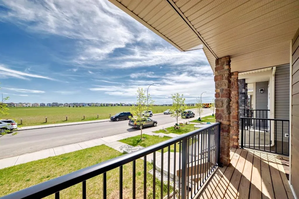 50 cornerbrook Manor NE