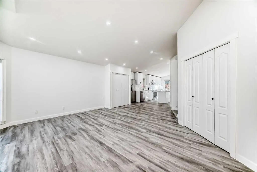 96 Douglas Ridge Close SE