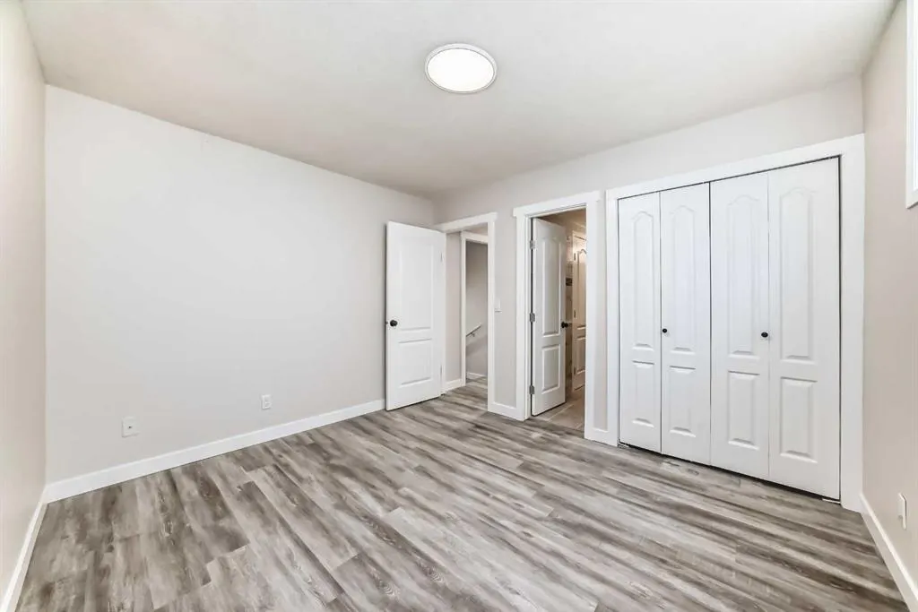 96 Douglas Ridge Close SE