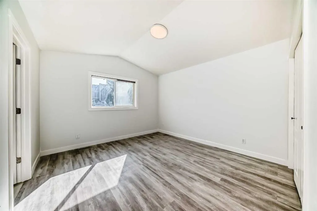 96 Douglas Ridge Close SE