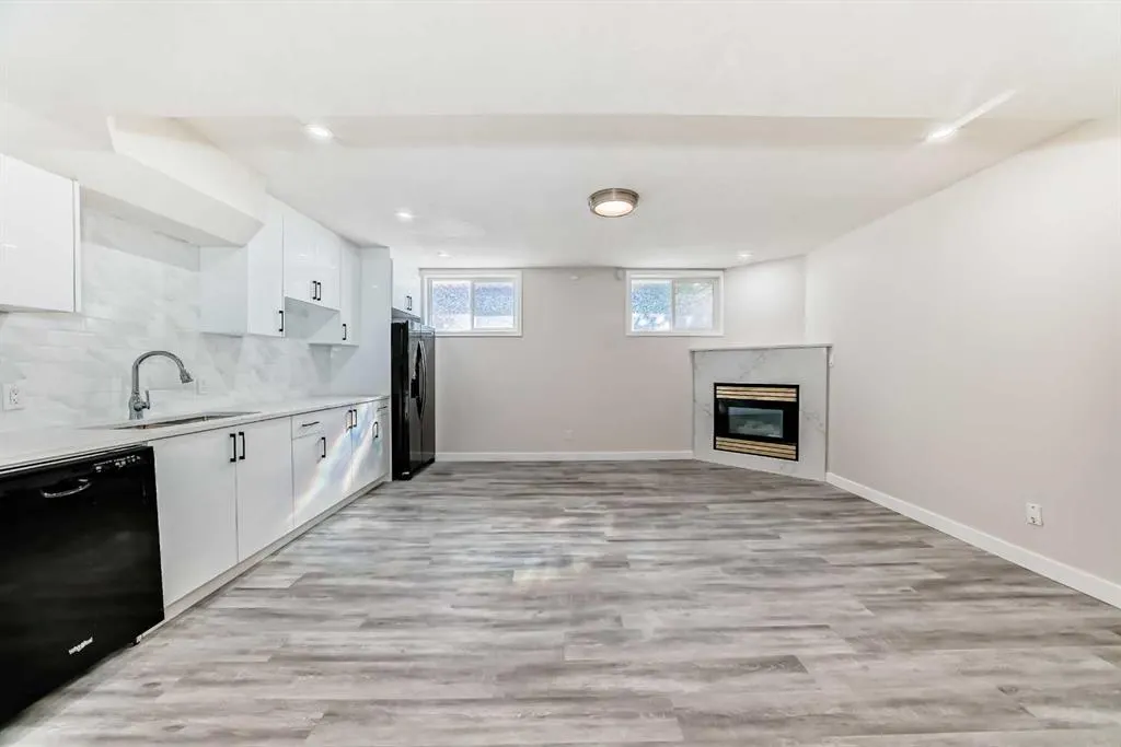 96 Douglas Ridge Close SE