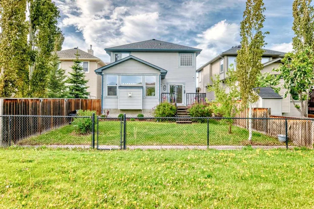 174 Brightonstone Landing SE