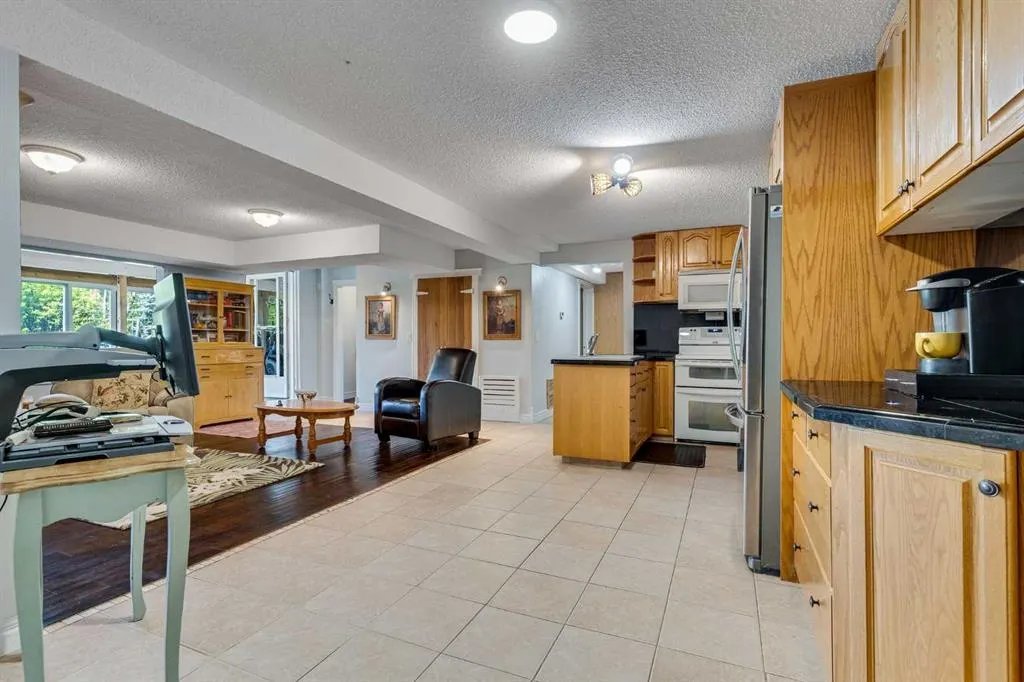24157 Meadow Drive