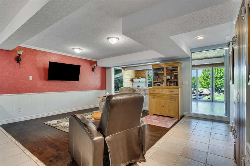 24157 Meadow Drive
