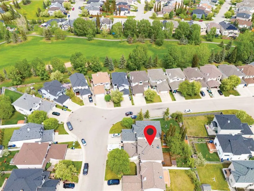 175 Panorama Hills Close NW