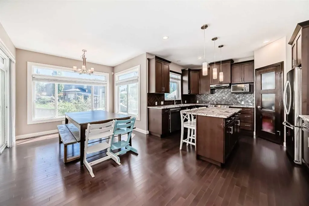 106 Panatella View NW