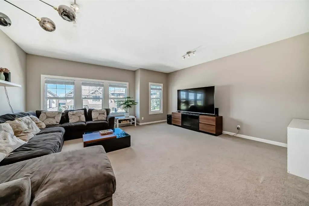 106 Panatella View NW