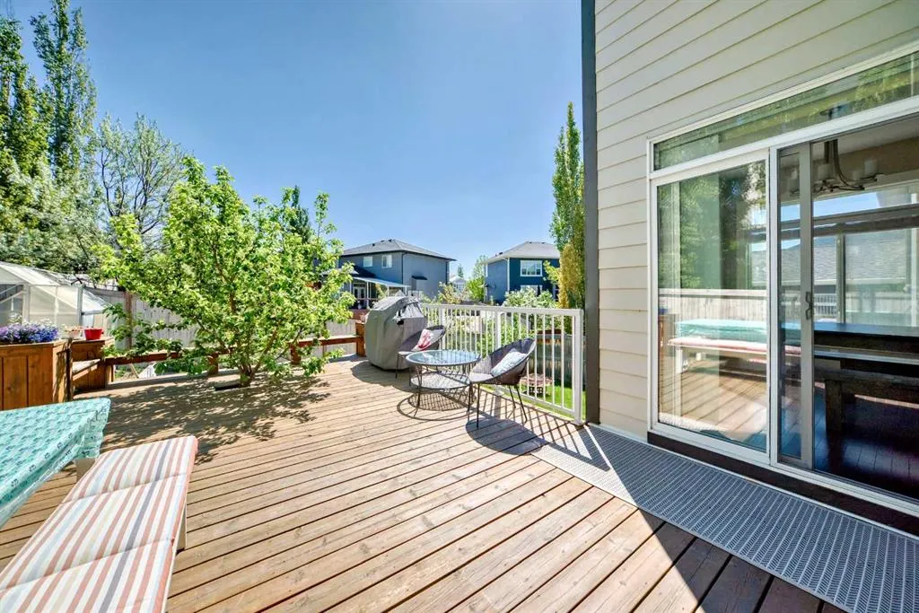 106 Panatella View NW