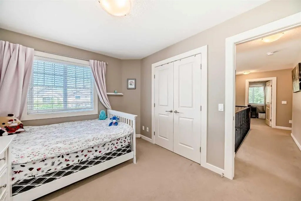 106 Panatella View NW