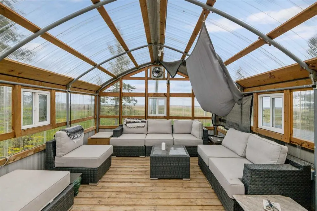264250 Panorama Road