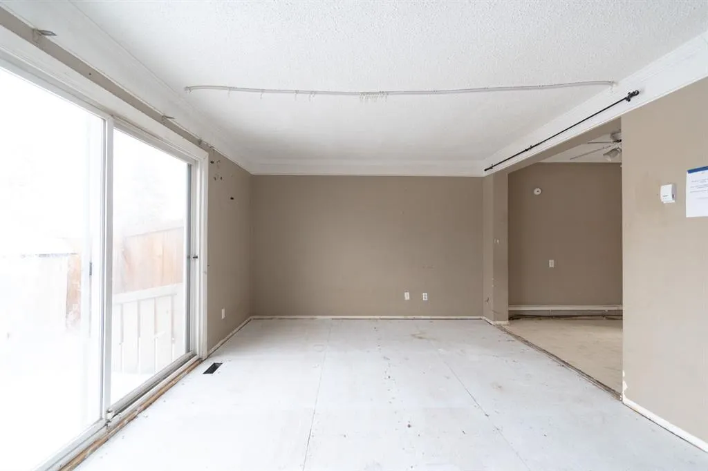 600 Signal Road, #816