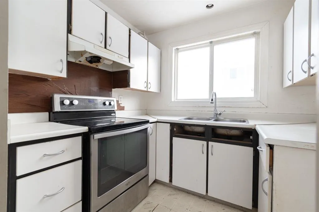 600 Signal Road, #816