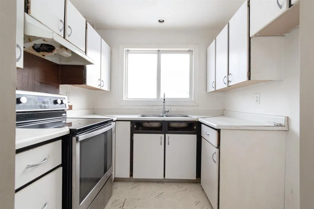 600 Signal Road, #816