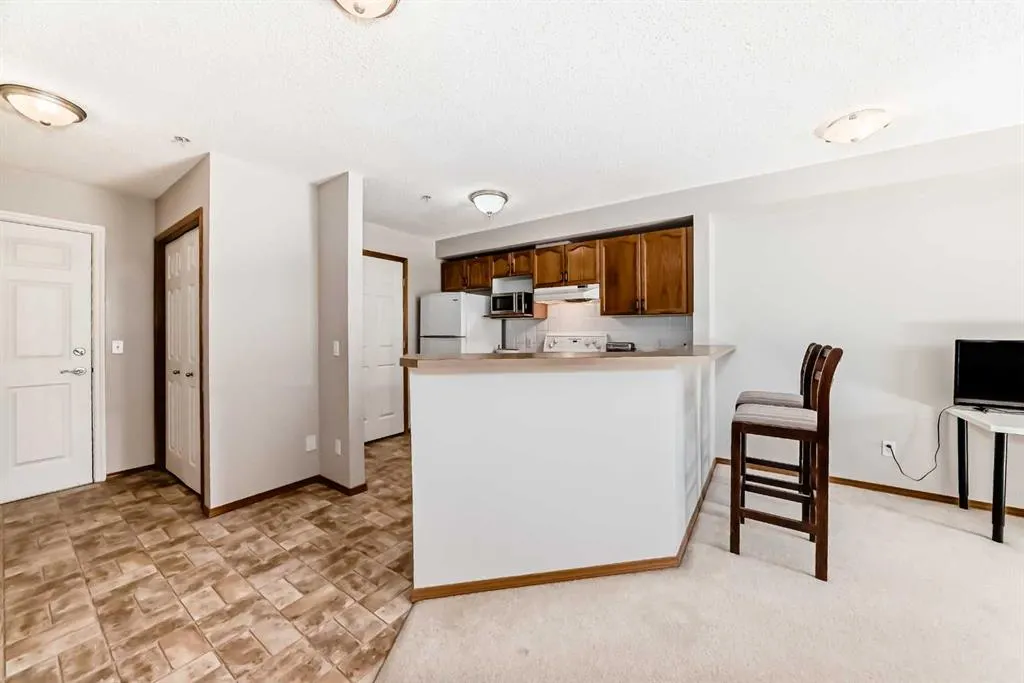 950 Arbour Lake Road NW, #1215